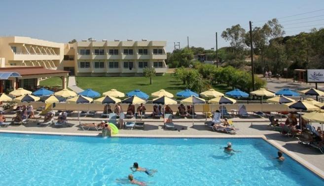 Relax Hotel